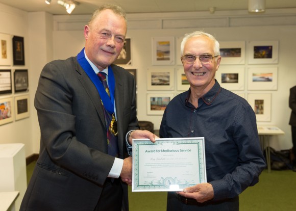 Roy Lambeth (right) receives his APAGB from Tony Oliver (left)